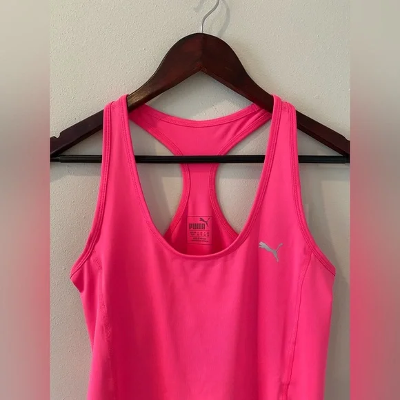 Puma Women's Essential Layer Tank Top Athletic Knockout Pink Sports Medium NWT - Picture 2 of 4